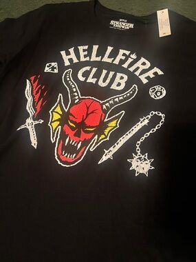 Stranger Things Hellfire Club Short Sleeve Graphic Tee - Black